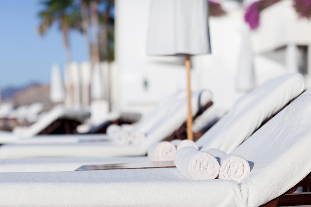 pool-towels-for-hotels