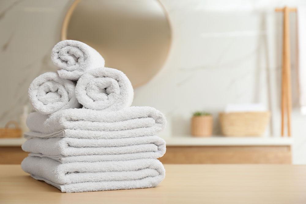 white-towels